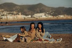 Anna and Mila with daughter